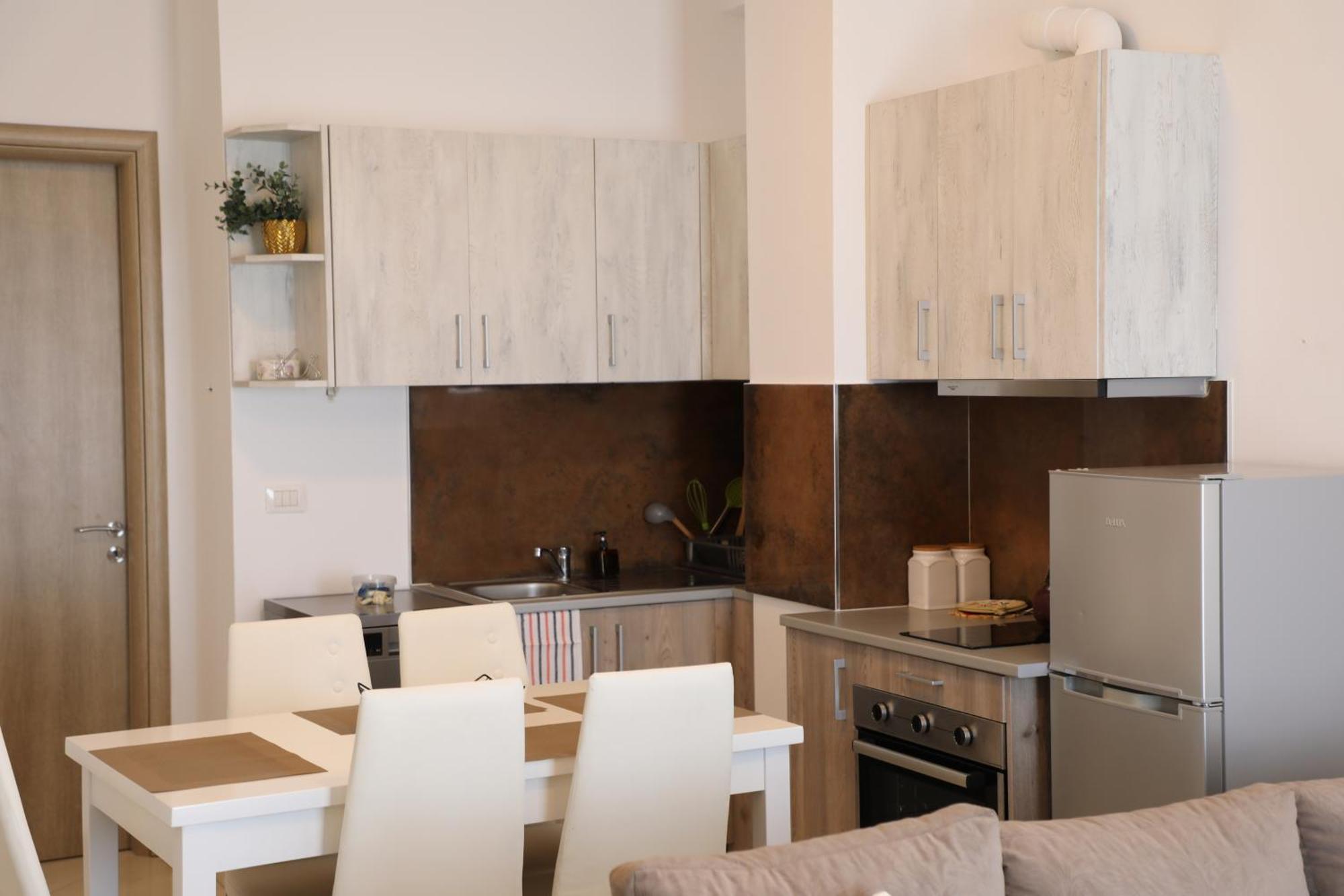 Saranda Apartaments Meta Dış mekan fotoğraf